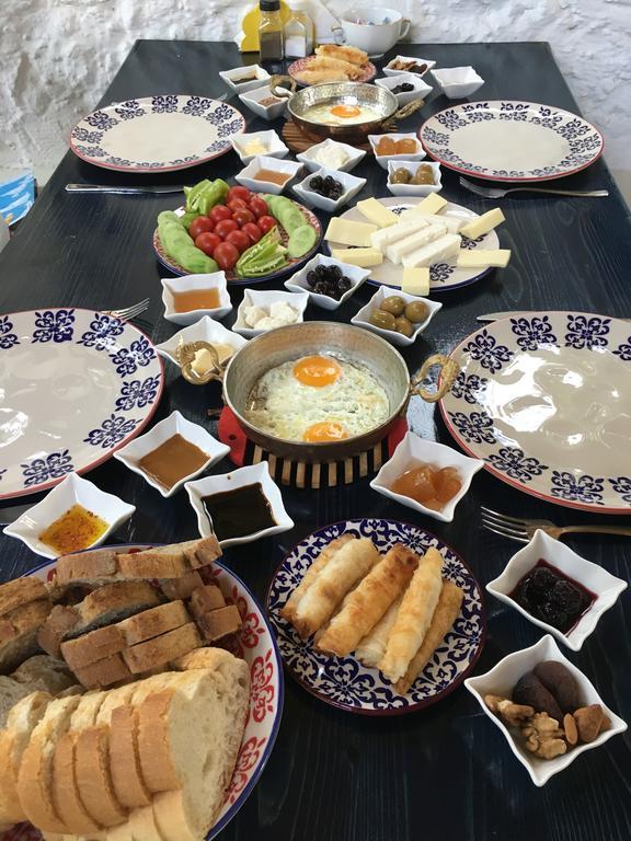 Zakkum Pansiyon Kas Bagian luar foto